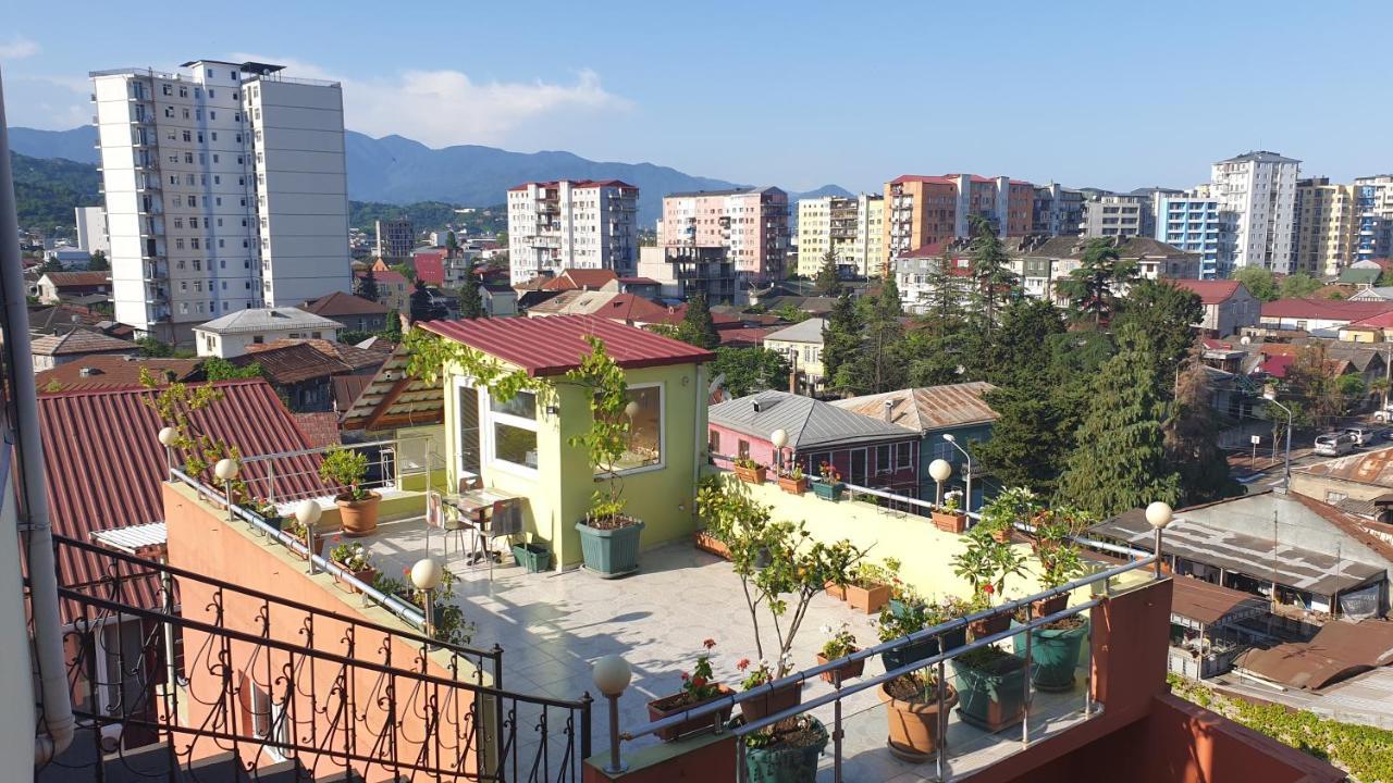 Marani Hotel Batoemi Buitenkant foto