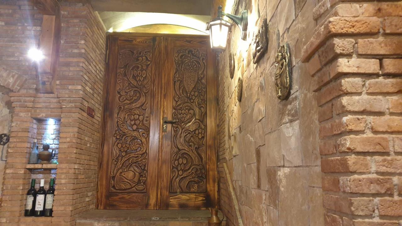 Marani Hotel Batoemi Buitenkant foto