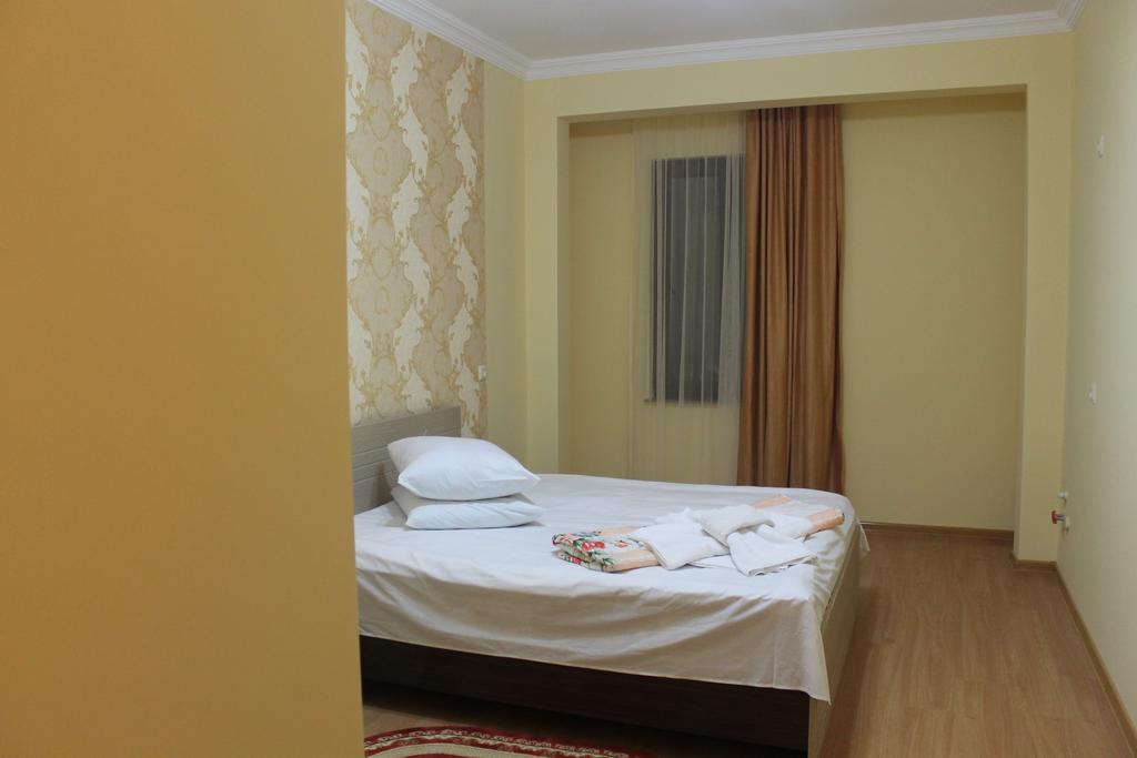 Marani Hotel Batoemi Kamer foto