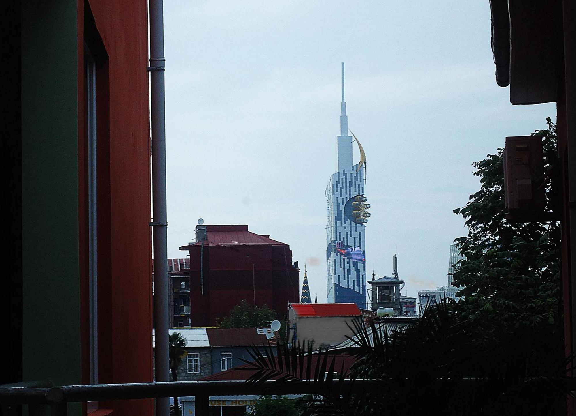 Marani Hotel Batoemi Buitenkant foto