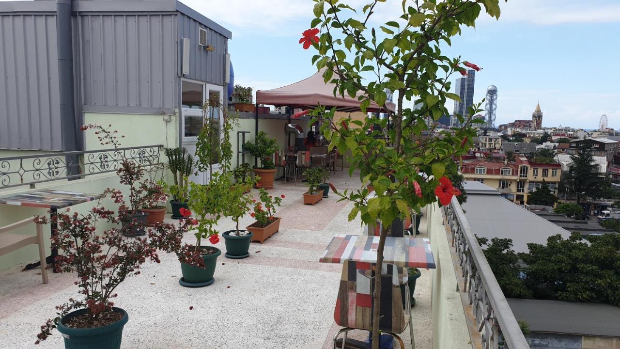 Marani Hotel Batoemi Buitenkant foto